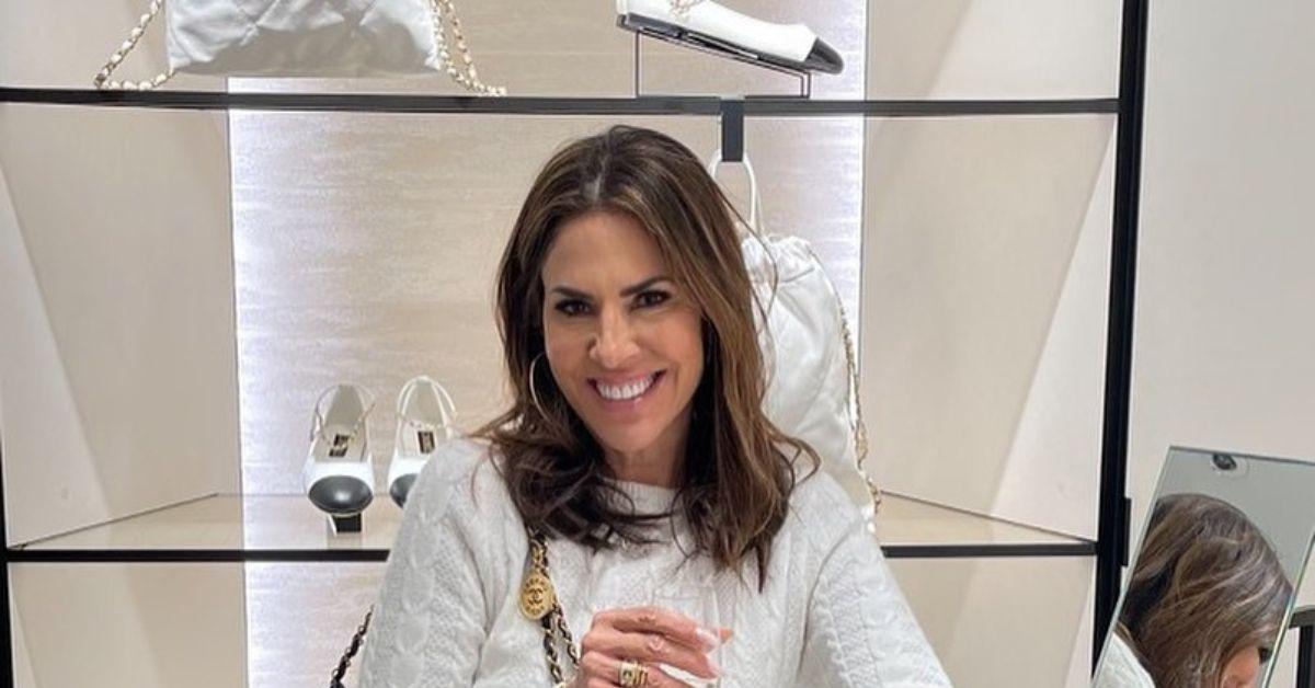 Jennifer Fessler posing while shopping.