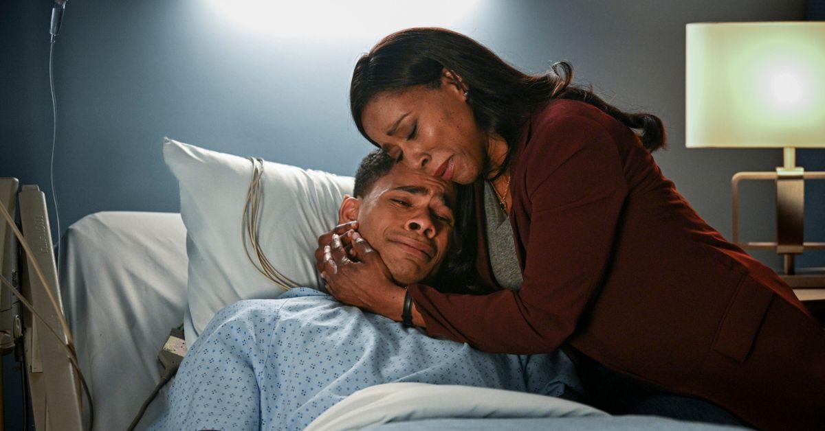 Jordan Calloway and Karen Leblanc in 'Fire Country'