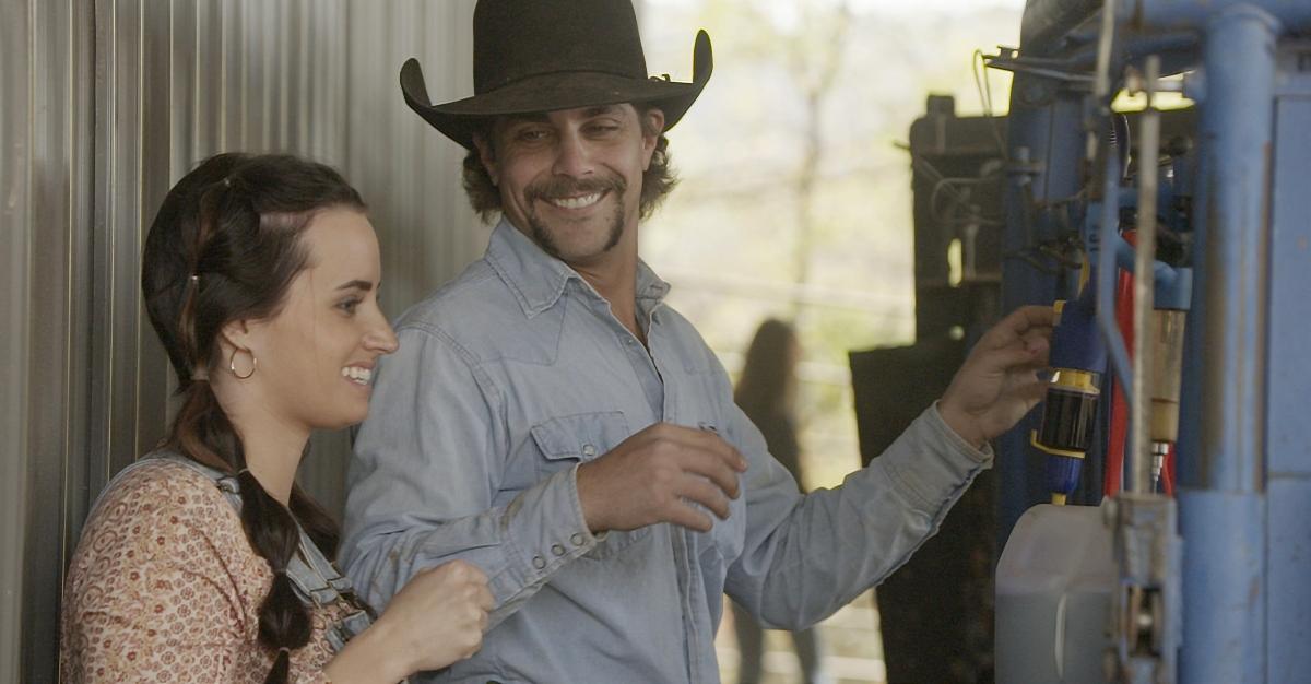 Khelsi and Allen on 'Farmer Wants a Wife'