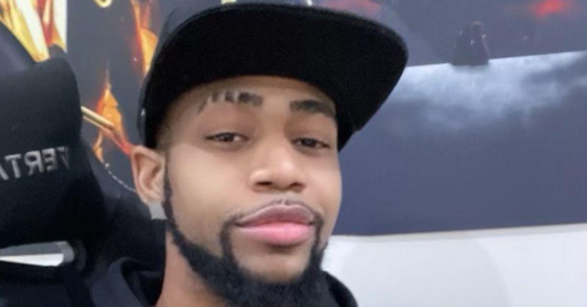 TSM Daequan sitting at his gaming setup